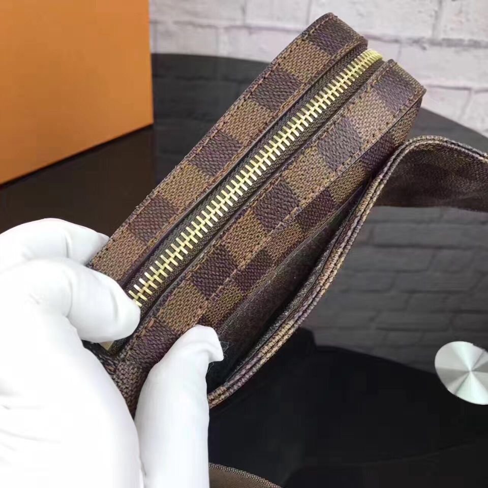 Louis Vuitton Damier Ebene Canvas M49926 Louis Vuitton Damier Ebene Canvas M49926