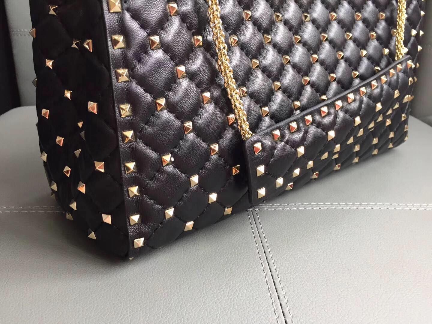 Valentino Starry Series Shopping Bag Original Sheepskin Leather 0346 Black Valentino Starry Series Shopping Bag Original Sheepskin Leather 0346 Black