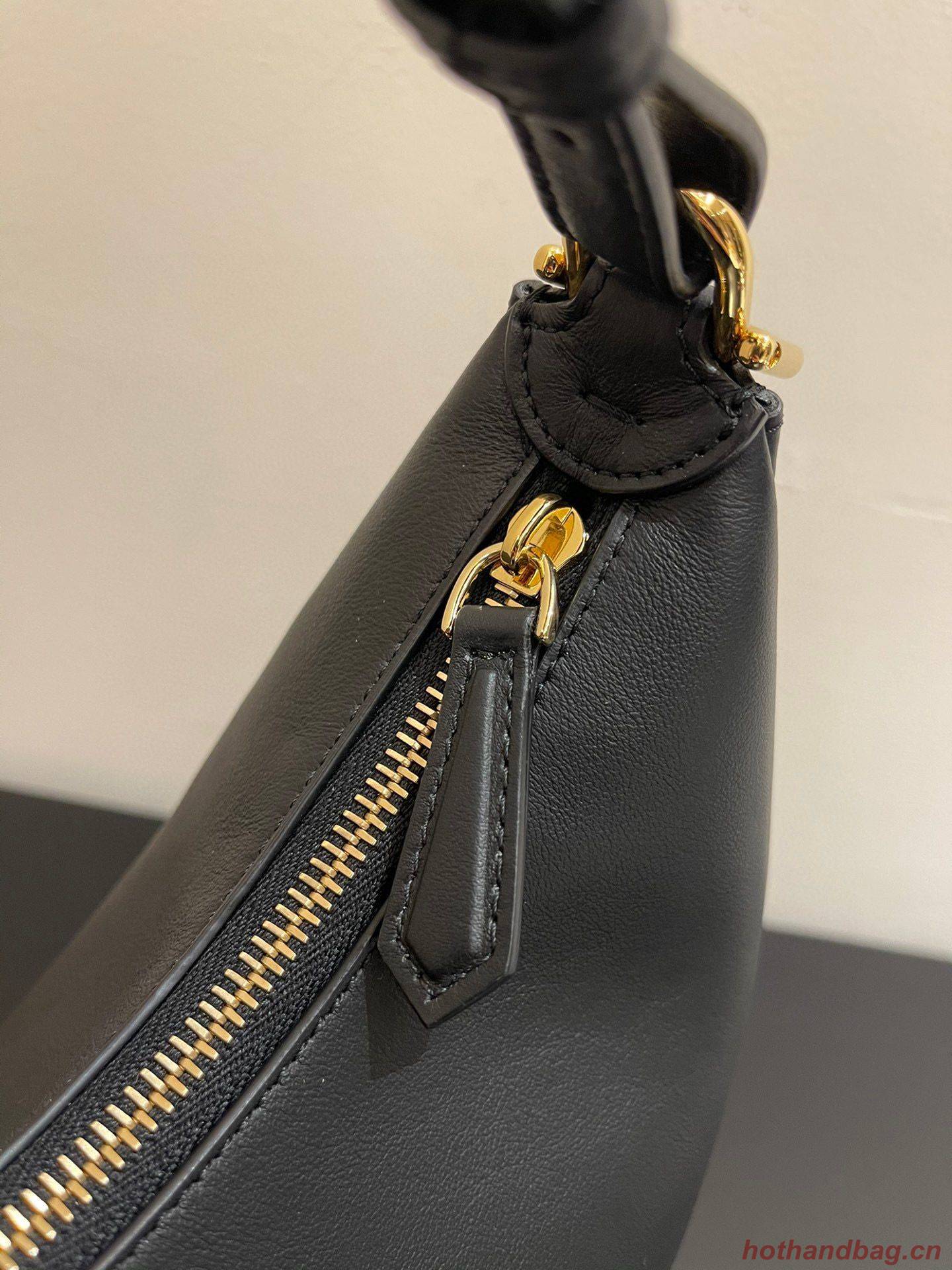 Fendi Praphy Original Leather Big Logo Bag 80056M Black Fendi Praphy Original Leather Big Logo Bag 80056M Black