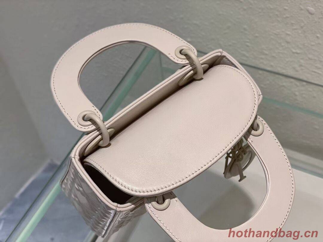 MINI LADY DIOR BAG Cannage Calfskin C2815 white MINI LADY DIOR BAG Cannage Calfskin C2815 white