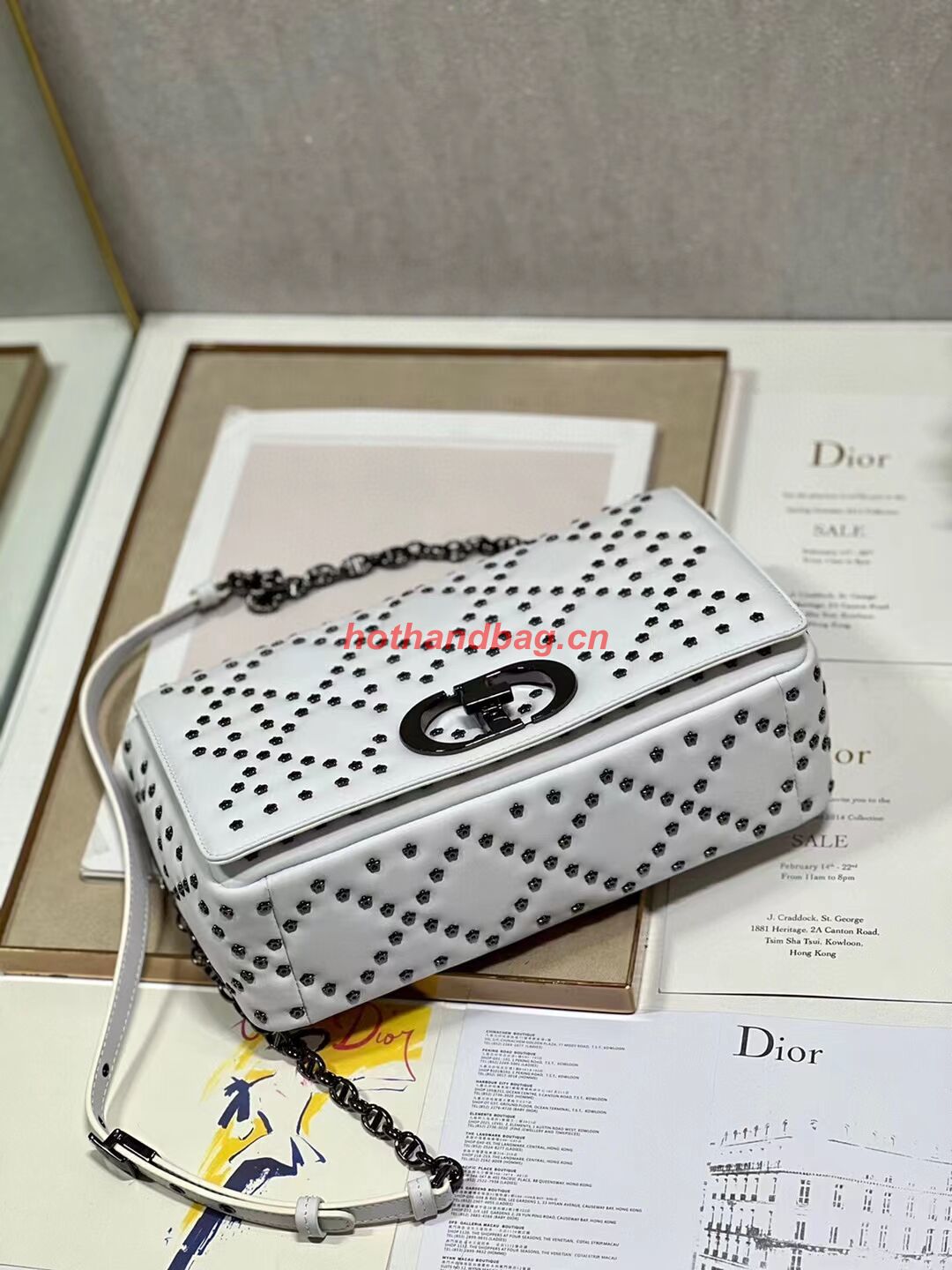 DIOR CARO MACROCANNAGE POUCH Macrocannage Calfskin with Star Motif C3136 white&black DIOR CARO MACROCANNAGE POUCH Macrocannage Calfskin with Star Motif C3136 white&black
