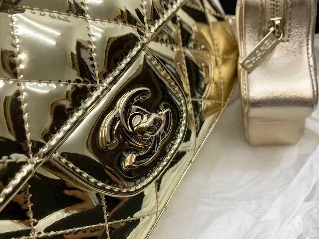 Chanel Mini Flap Bag & Star Coin Bag AS4646 Gold Chanel Mini Flap Bag & Star Coin Bag AS4646 Gold