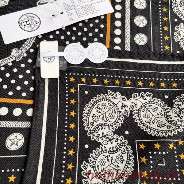 Hermes Scarf HEC00850 Hermes Scarf HEC00850