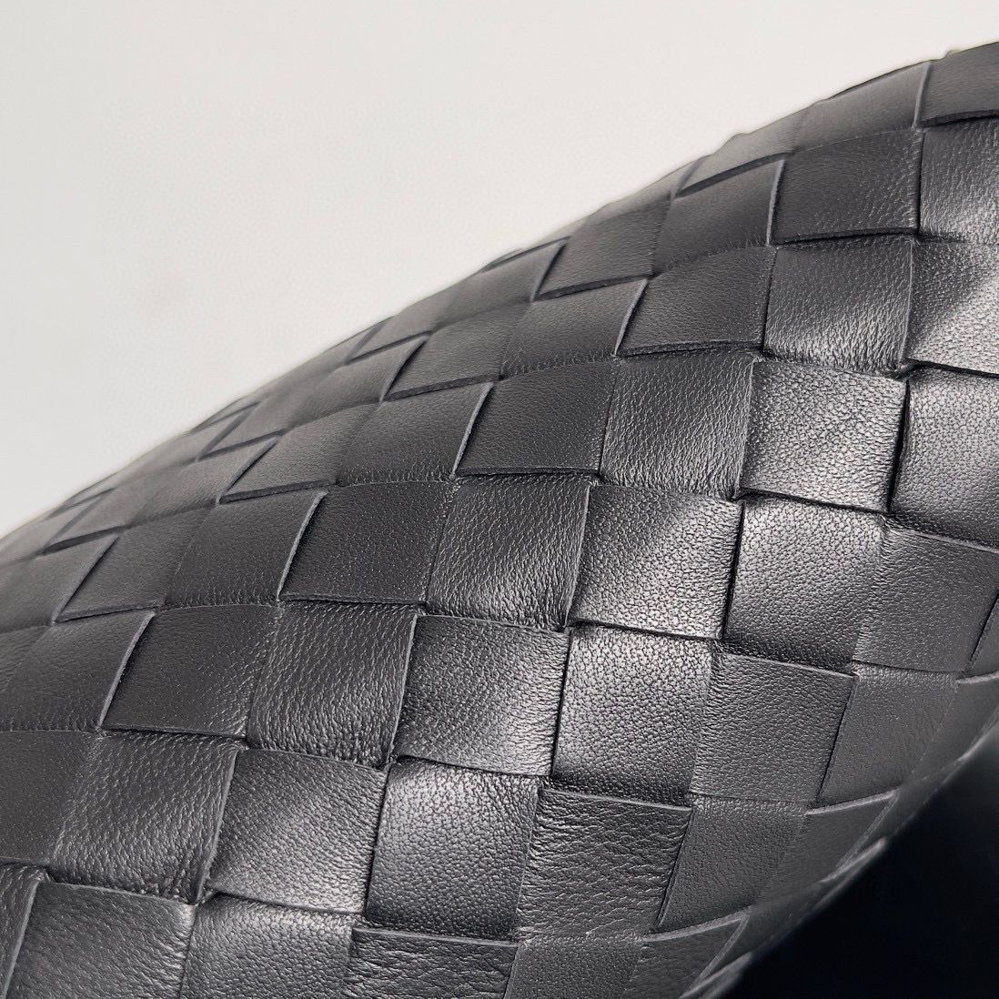 Bottega Veneta Medium Hop Original Leather Bag 763966 Black Bottega Veneta Medium Hop Original Leather Bag 763966 Black