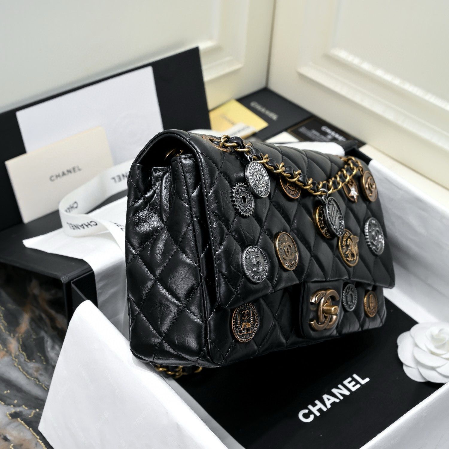 Chanel 2.55 Series Flap Bag Original Sheepskin Leather 92674 Black Bronze-Tone Chanel 2.55 Series Flap Bag Original Sheepskin Leather 92674 Black Bronze-Tone