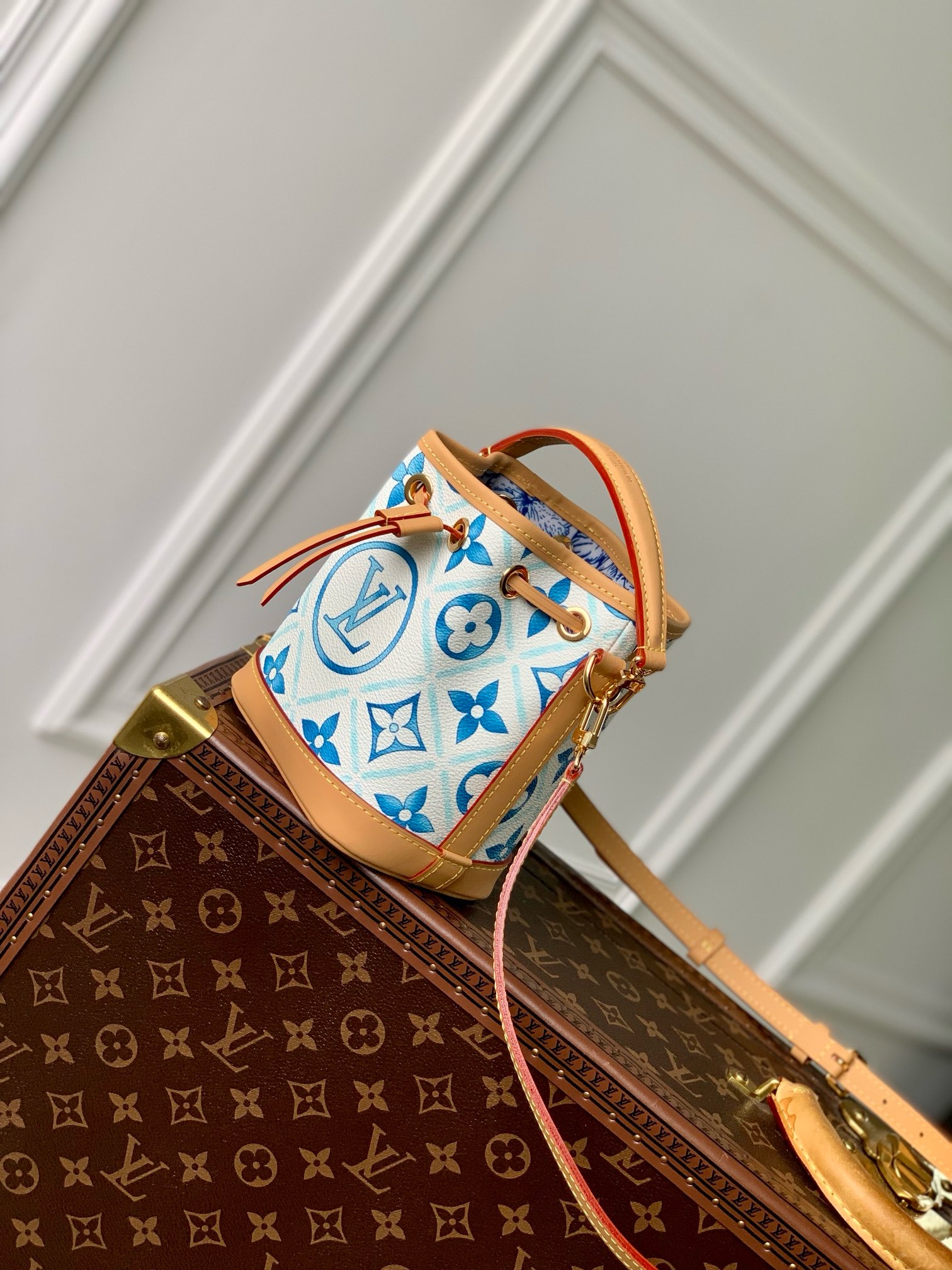 Louis Vuitton NEW Nano Noe M83620 Lagoon Blue Louis Vuitton NEW Nano Noe M83620 Lagoon Blue