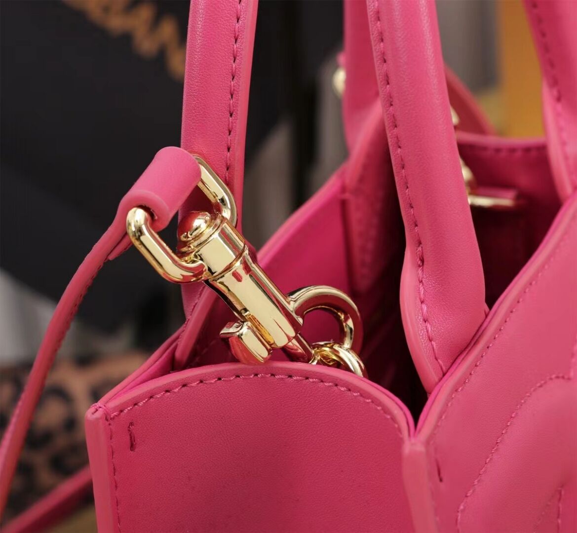 Dolce & Gabbana leather Shoulder Bag G6507 rose Dolce & Gabbana leather Shoulder Bag G6507 rose