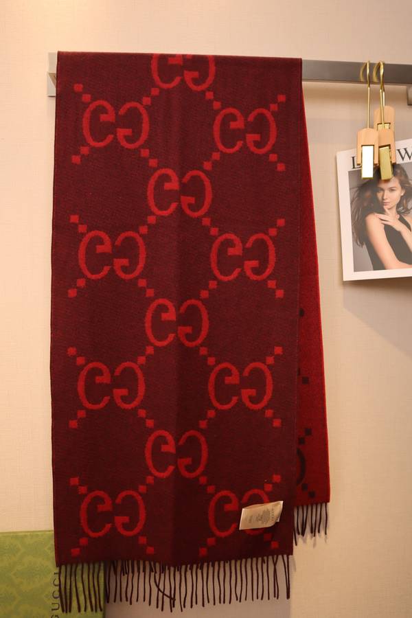 Gucci Scarf GUC00352 Gucci Scarf GUC00352