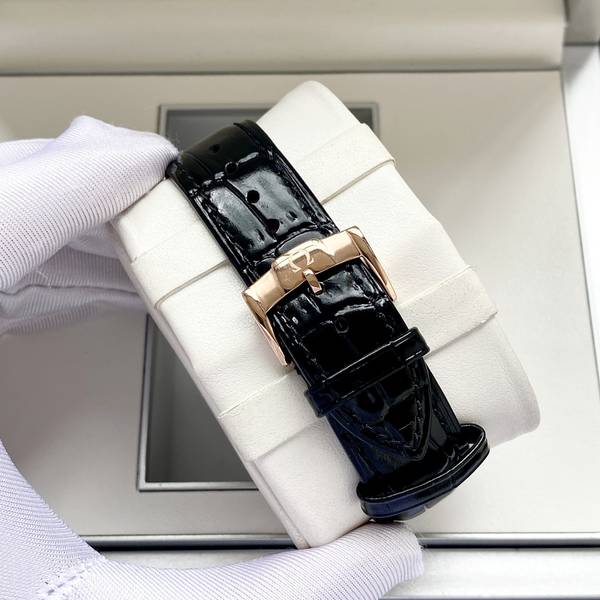 Omega Watch OMW00831-1