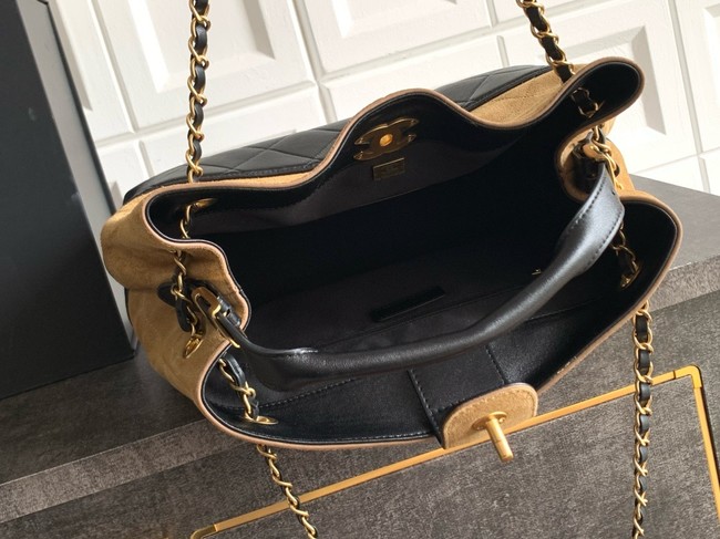 CHANEL Shopping Bag AS5657 Beige & Black