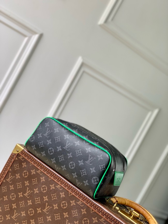 Louis Vuitton Dopp Kit M26433 Black