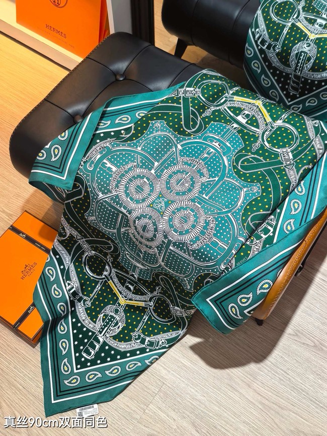 Hermes Shawl Cashmere and Silk Jacquard KY100