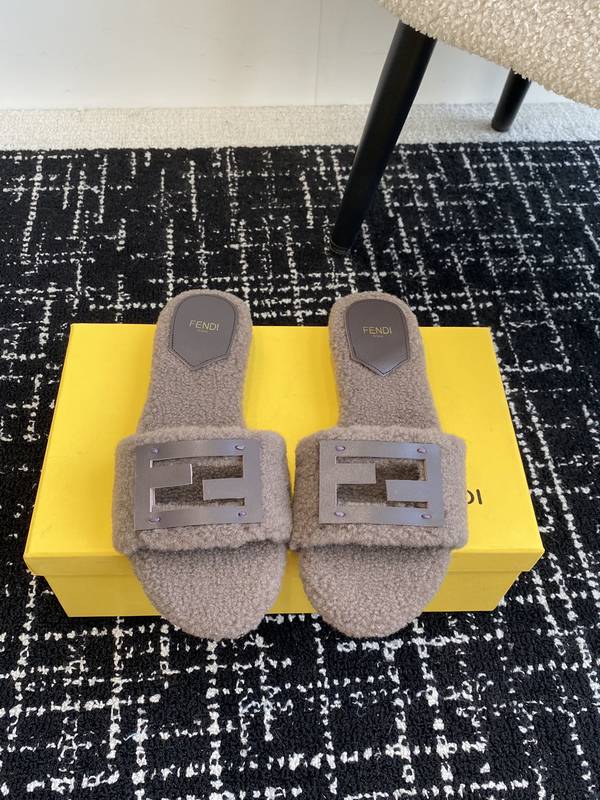 Fendi Shoes FDS00129