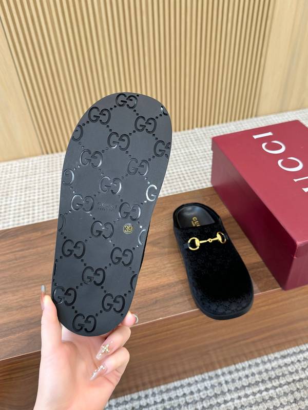 Gucci Shoes GUS00882 Heel 2CM