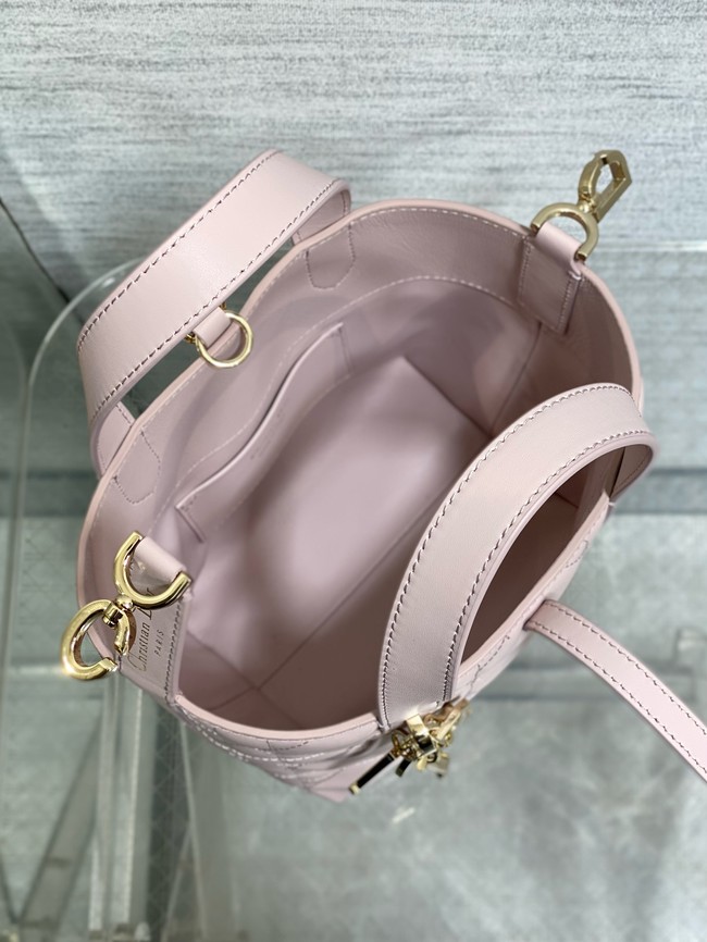 Small Dior Toujours Vertical Tote Bag Macrocannage Crinkled Calfskin M2835 light pink