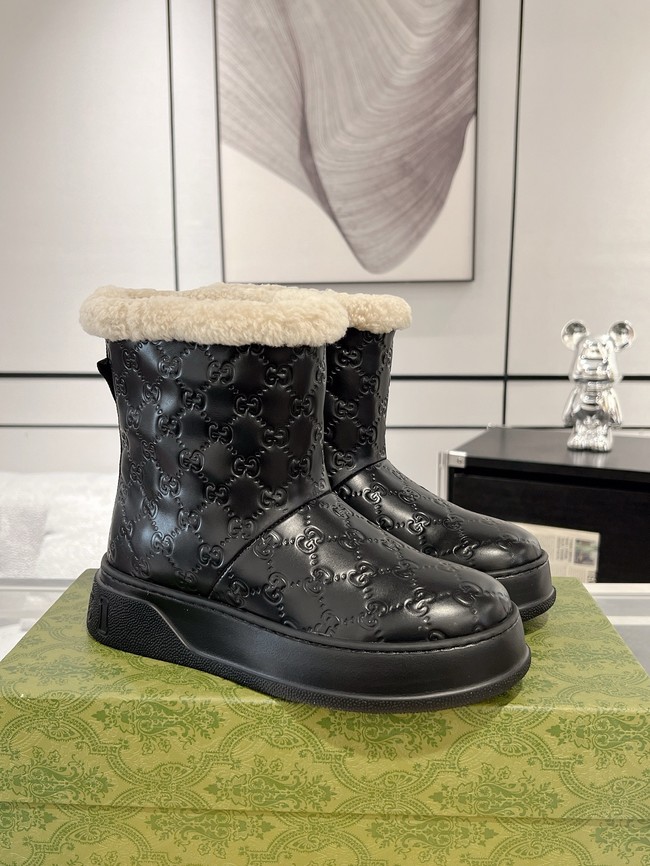 Gucci Womens boot with merino wool lining 857912-3