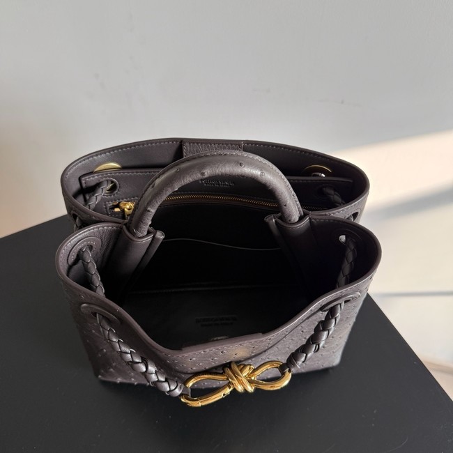 Bottega Veneta Small Andiamo 805231 Fondant