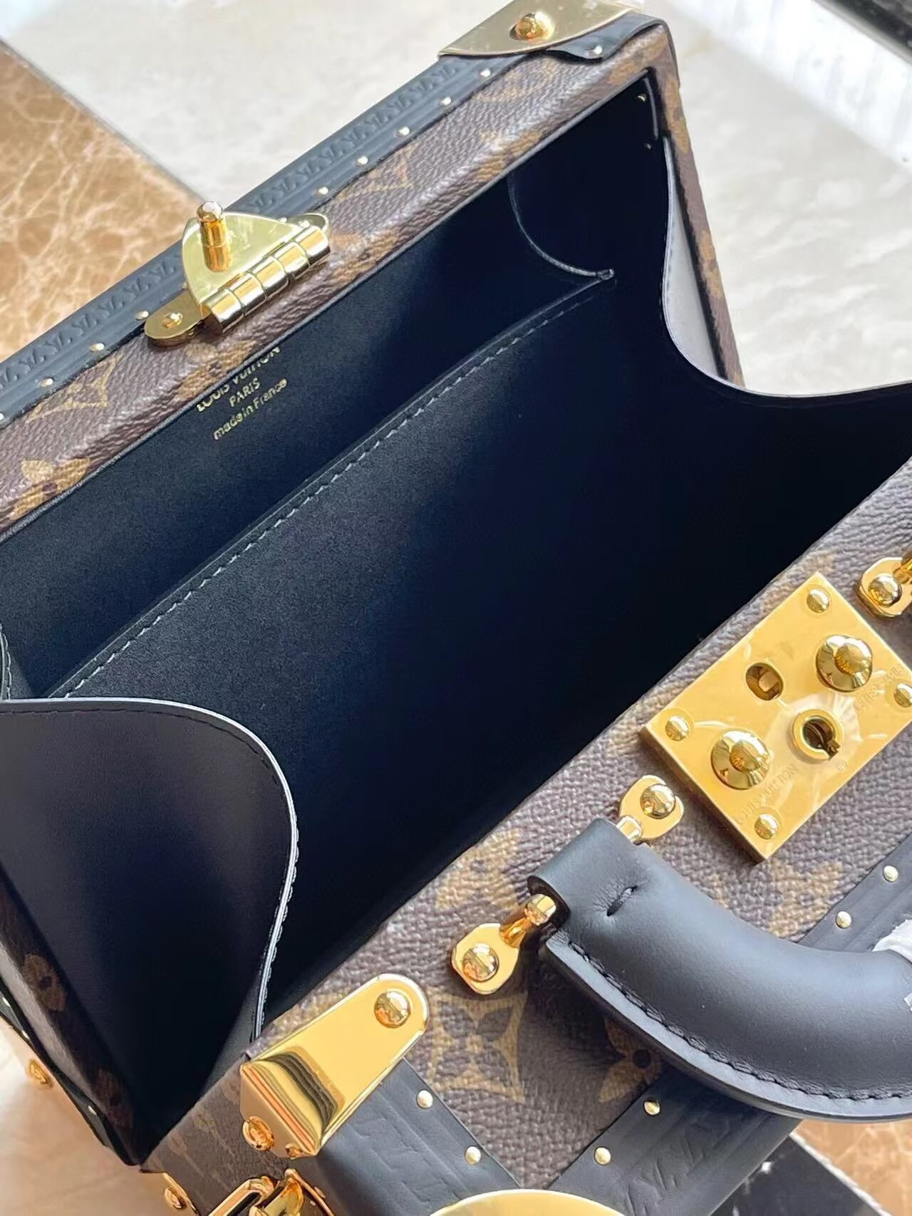 Louis Vuitton Monogram Reverse Petite Valise M47164 Black Louis Vuitton Monogram Reverse Petite Valise M47164 Black