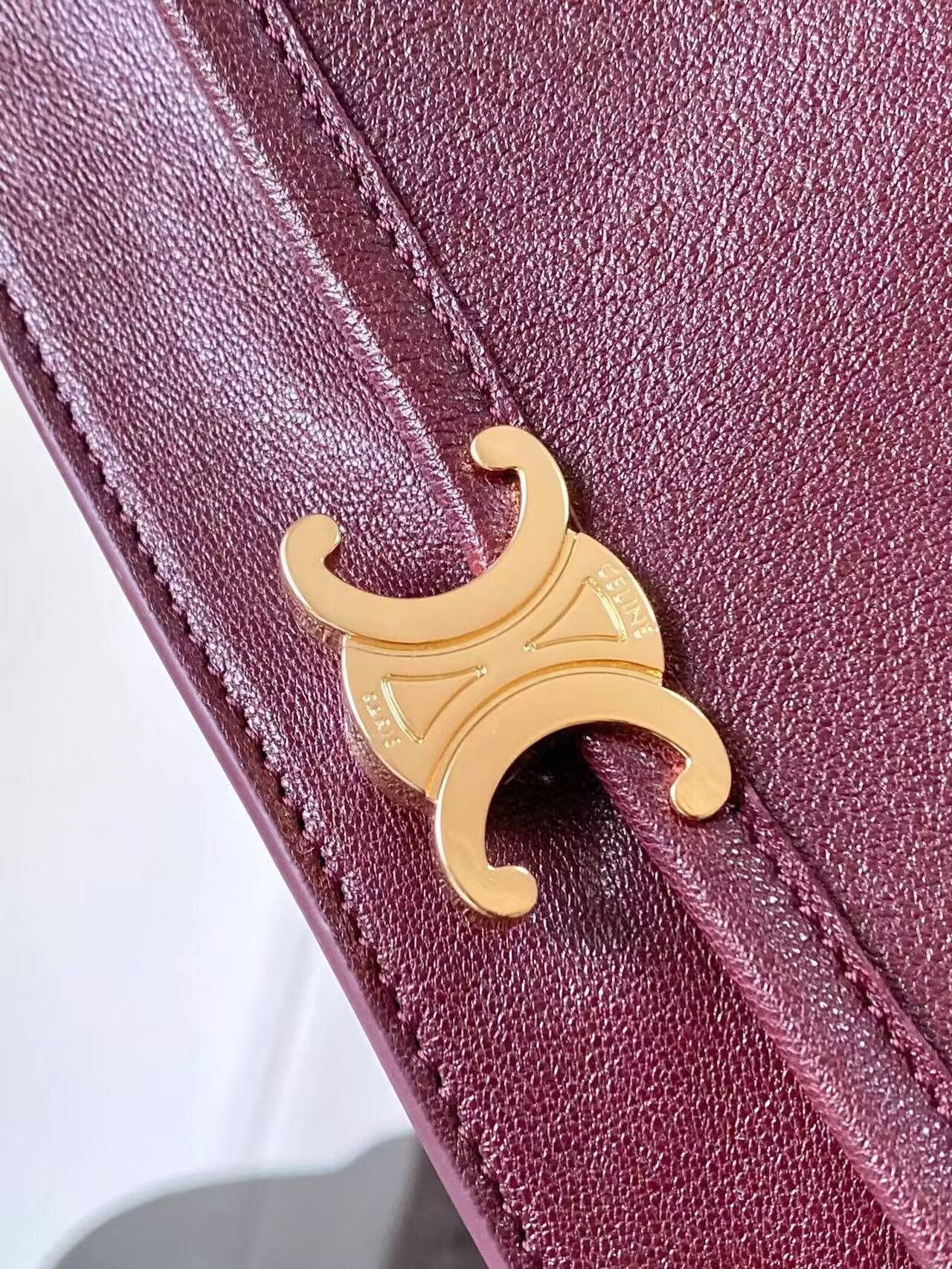CELINE Original Leather Shoulder Bag C63201 Burgundy CELINE Original Leather Shoulder Bag C63201 Burgundy