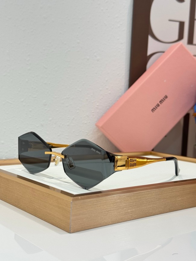 MIUMIU Sunglasses 260515-8